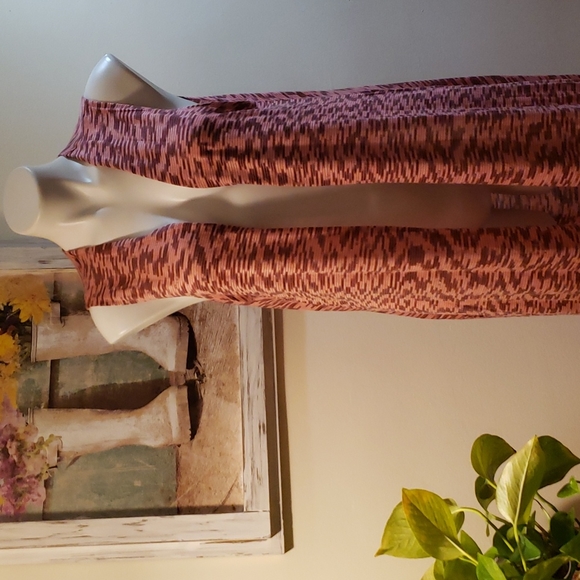 LuLaRoe Sweater - Picture 5 of 9